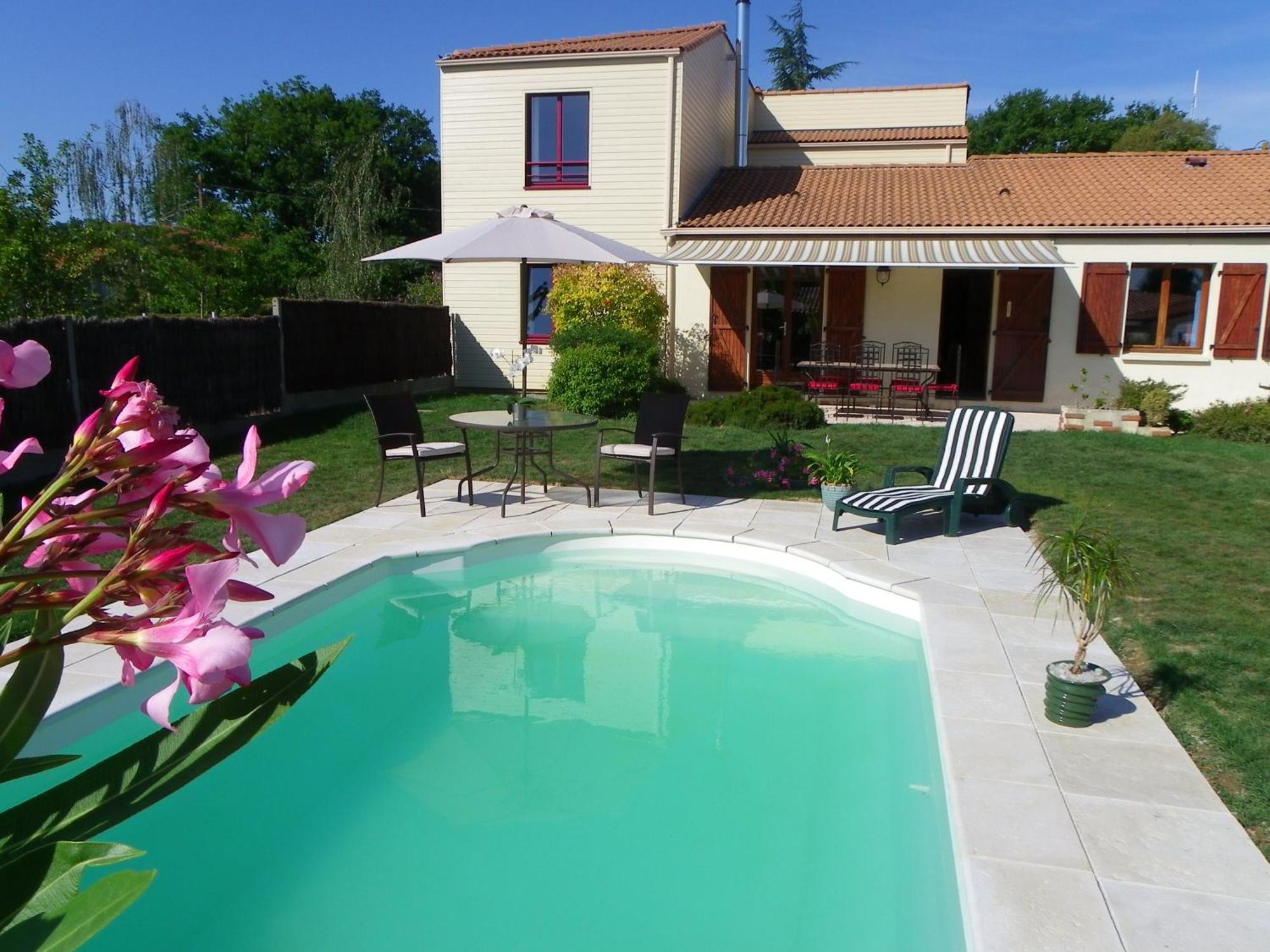 Le Logis De Saint-Martin Bed and Breakfast Haute-Goulaine Exteriör bild